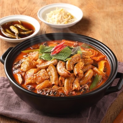 고소한 소곱창과 쫄깃한 소대창이 들어간 소곱창전골 1kg + 1kg