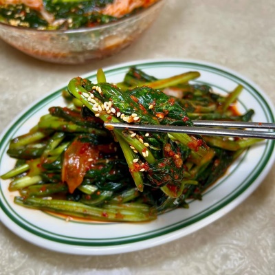 입맛 도는 감칠맛! 별미로 제격인 아삭하고 시원한 열무김치