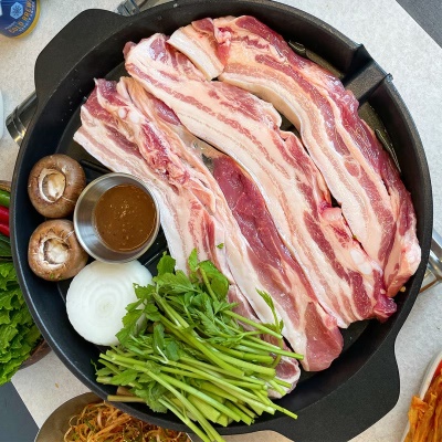 제주 흑돼지 오겹살 앞다리 뼈삼겹살