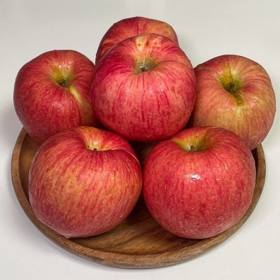 아삭한 식감과 풍부한 과즙 후브락스 부사 사과