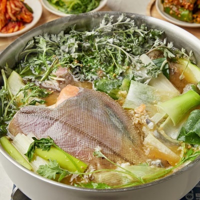 [특가할인] 봄에 꼭 먹어야 하는 제철 알배기 도다리 쑥국