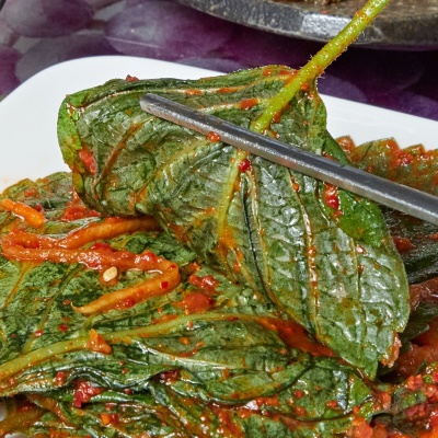 양념 듬뿍 넣은 별미 반찬 전라도식 깻잎 김치