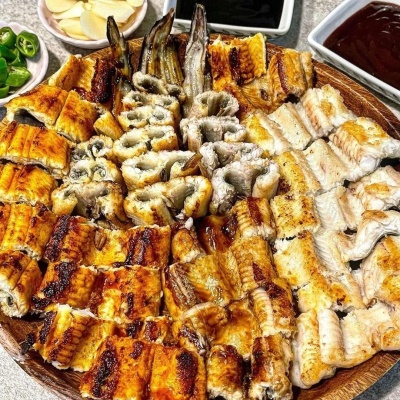 자연산 바다장어 대장어 1kg (소스 2개 증정)