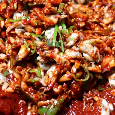 20년의 노하우가 담긴 쫄깃한 맛이 일품인 새조개 무침 1통 300g