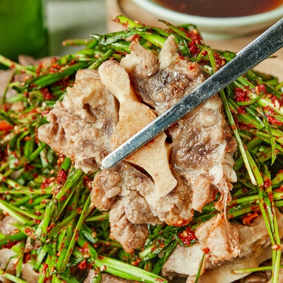 집에서 간편하게 즐기는 소꼬리찜 수육전골 밀키트