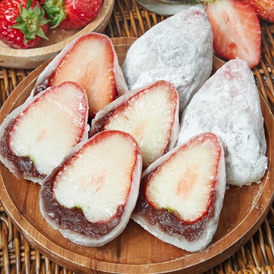 논산 딸기 사용한 팥앙금 가득! 수제 딸기모찌 딸기 디저트