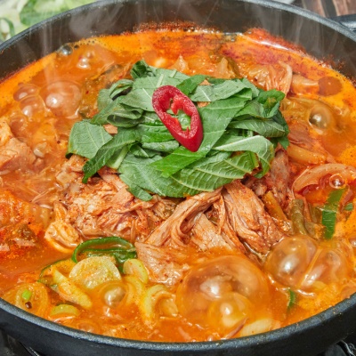 건더기 듬뿍! 감칠맛 극강 칼칼한 순살 감자탕 700g