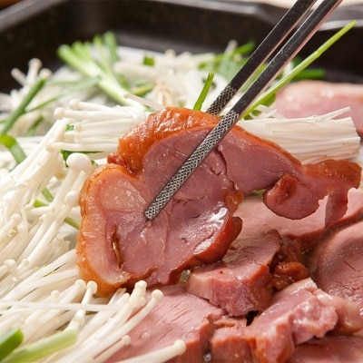 훈연 향 가득! 육즙이 살아있는 오리훈제 슬라이스