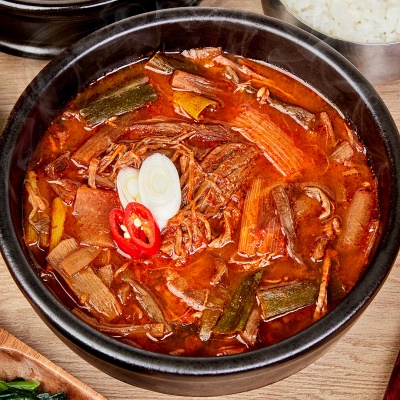 사골 육수로 만든 얼큰 육개장 2종