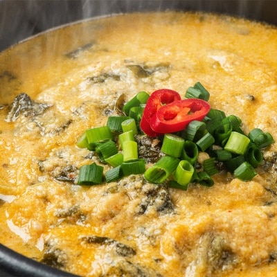 국내산 우거지가 들어가 몽글몽글 고소한 콩비지찌깨