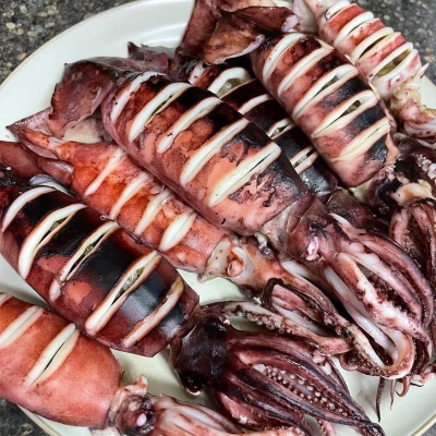 통째로 쪄먹는 싱싱한 급냉 통찜오징어 1kg