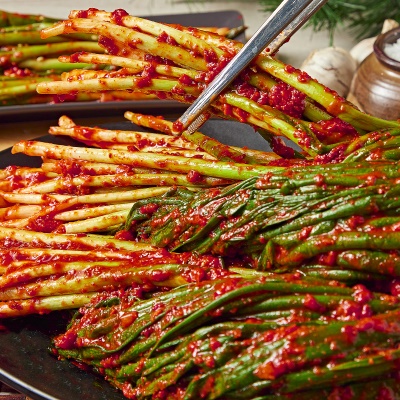 [200g 추가증정] 맛있게 매콤한 당일에 담근 전라도식 쪽파 파김치