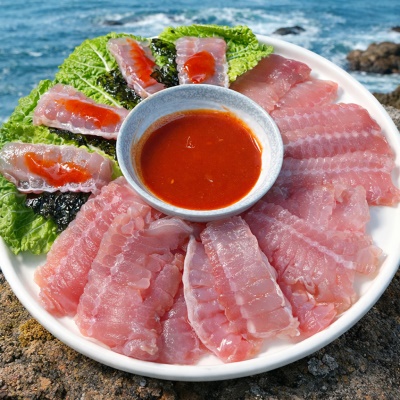 [특가할인] 톡 쏘는 맛이 일품인 저온숙성 국산 참홍어