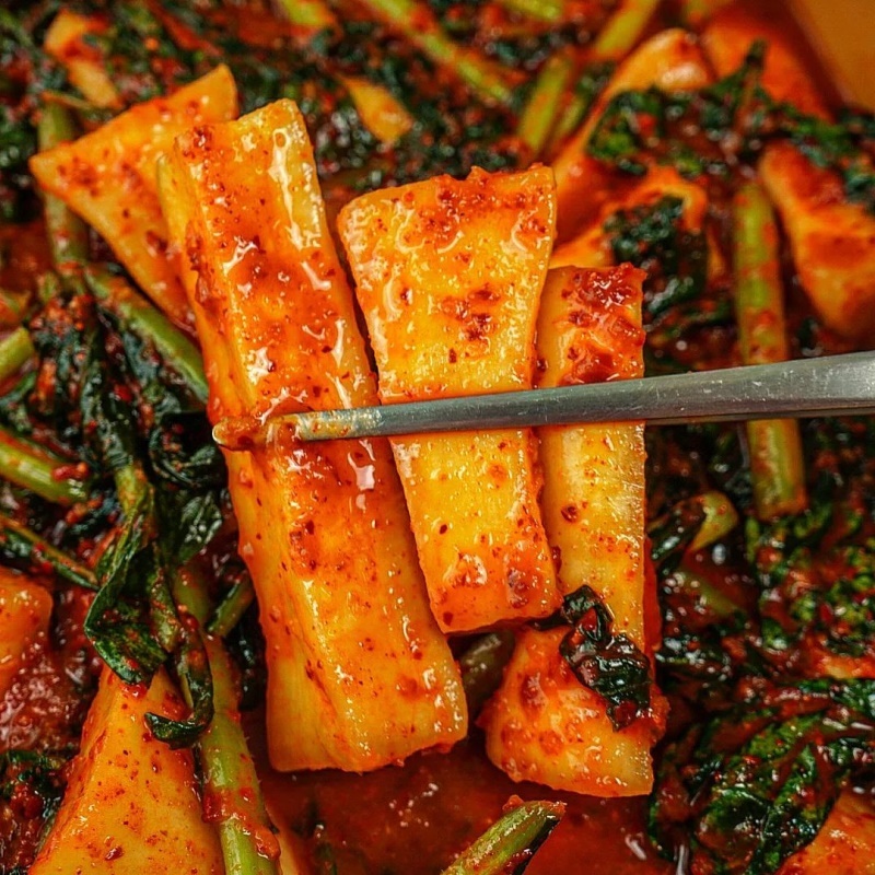 [특가할인] 아삭-아삭 감칠맛 폭발! 갓 담근 알타리 총각김치